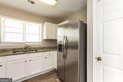 372 Jasmine Drive, Locust Grove, GA 30248 - Photo 9