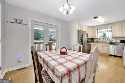 560 Hawks Trail, Newborn, GA 30056 - Photo 17