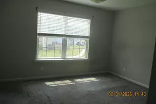 1252 Evergreen Trl, Hinesville, GA 31313 - Photo 11