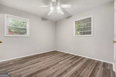 1315 Pineglen Drive, Riverdale, GA 30296 - Photo 9