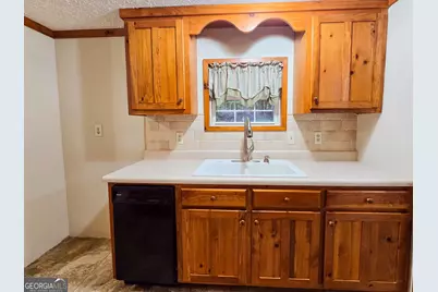 111 Loggins Road, Commerce, GA 30529 - Photo 7