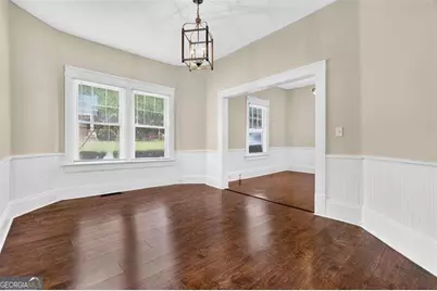 1070 Forrest Avenue, Stone Mountain, GA 30083 - Photo 19