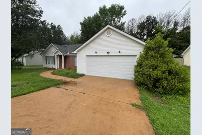 43 Canterbury Drive, Grantville, GA 30220 - Photo 3