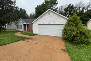 43 Canterbury Dr, Grantville, GA 30220 - Photo 3