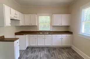 522 N 8th St, Griffin, GA 30223 - Photo 15