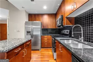 250 Pharr Rd NE, Atlanta, GA 30305 - Photo 3
