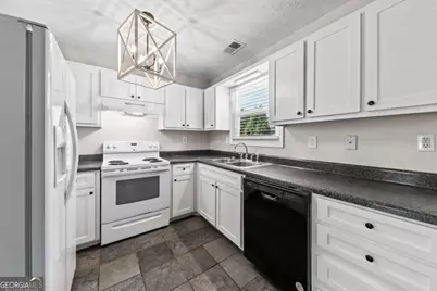 185 Jimmy Reynolds Drive, Jefferson, GA 30549 - Photo 13