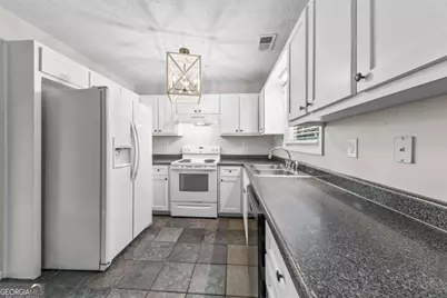 185 Jimmy Reynolds Drive, Jefferson, GA 30549 - Photo 11