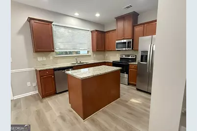 3902 Brockenhurst Drive, Buford, GA 30519 - Photo 13