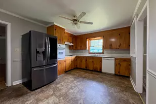 94 Harris Dr, Fort Valley, GA 31030 - Photo 5