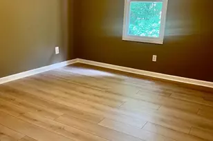 10 E Huntington Pl Dr, Sandy Springs, GA 30350 - Photo 5