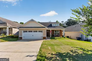 142 Sugar Creek Dr, Cornelia, GA 30531 - Photo 1