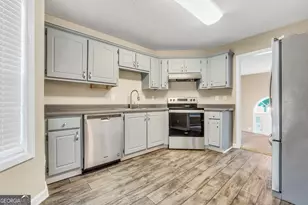 105 Dawn Ct, Jackson, GA 30233 - Photo 15