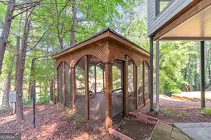 131 Sunrise Dr, Lavonia, GA 30553 - Photo 27