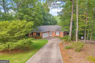 131 Sunrise Dr, Lavonia, GA 30553 - Photo 1