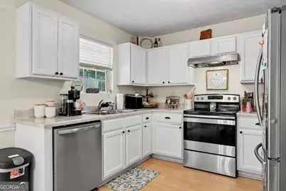 460 Old Tree Drive, Jackson, GA 30233 - Photo 11