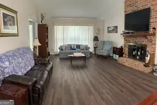 533 Breezy Dr SW, Marietta, GA 30064 - Photo 13