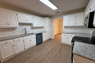 736 Brookwood Dr, Statesboro, GA 30461 - Photo 11