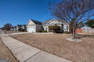 310 Flowing Meadows Dr, Kathleen, GA 31047 - Photo 3