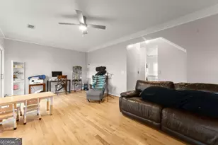 200 Abbotts Mill Dr, Johns Creek, GA 30097 - Photo 11
