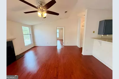 4265 Parkview Court, Stone Mountain, GA 30083 - Photo 5