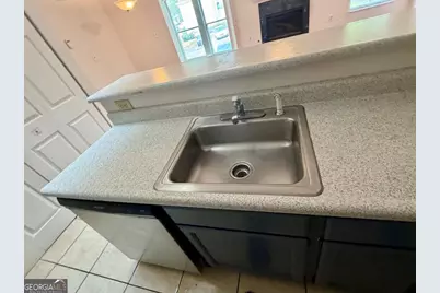 4265 Parkview Court, Stone Mountain, GA 30083 - Photo 11