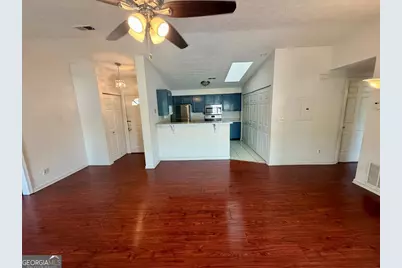 4265 Parkview Court, Stone Mountain, GA 30083 - Photo 5