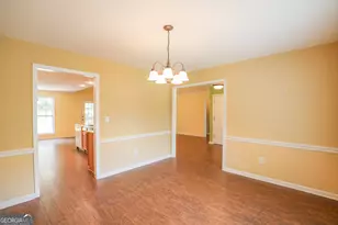 302 W Lakeview Dr NE, Milledgeville, GA 31061 - Photo 1