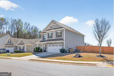321 Eagles Bluff Way, Hoschton, GA 30548 - Photo 3