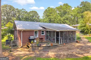 87 Furman St, Toccoa, GA 30577 - Photo 3