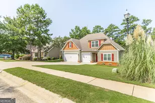 266 Lakeview Dr, Macon, GA 31211 - Photo 1