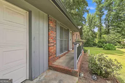 20 Willow Court, Newnan, GA 30263 - Photo 3