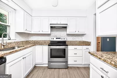 208 Mike Street, Warner Robins, GA 31088 - Photo 9