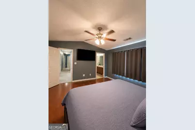 124 Heathrow Drive, Riverdale, GA 30274 - Photo 11