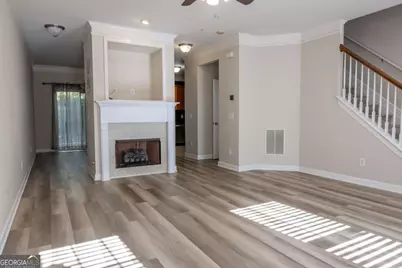 1232 Harris Commons Place #1232, Roswell, GA 30076 - Photo 3