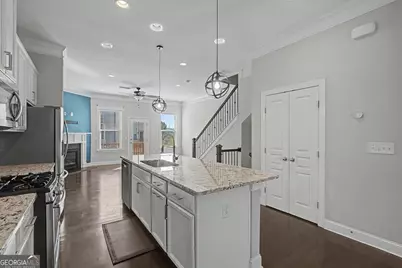 4469 Dunblane Avenue, Sugar Hill, GA 30518 - Photo 5