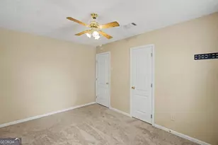 2011 Ossabaw Dr, Hinesville, GA 31313 - Photo 13