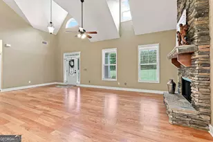 19 Rock House Estates Dr, Senoia, GA 30276 - Photo 15