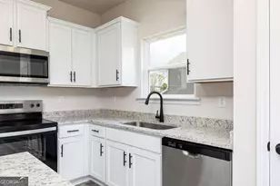 244 Sunfish Cir, Jefferson, GA 30549 - Photo 7