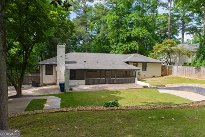 4090 Land O Lakes Drive NE, Atlanta, GA 30342 - Photo 9