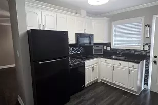 21 Delmont Dr, Atlanta, GA 30305 - Photo 9