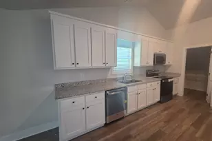 237 Champions Ln, Winder, GA 30680 - Photo 3