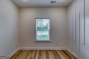 431 Windy Ln, Jonesboro, GA 30238 - Photo 5