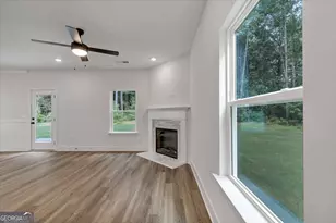 215 Laney Dr, Carrollton, GA 30117 - Photo 5