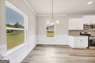 325 Angela Ave, Bowdon, GA 30108 - Photo 7
