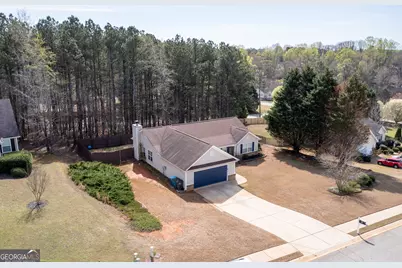 305 Bradford Court, Auburn, GA 30011 - Photo 21