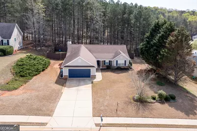 305 Bradford Court, Auburn, GA 30011 - Photo 19