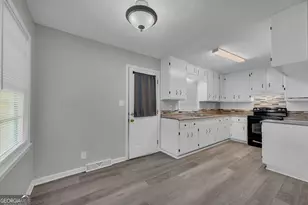 514 S Broad St, Toccoa, GA 30577 - Photo 11