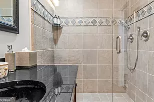 221 W Jefferson St, Madison, GA 30650 - Photo 29
