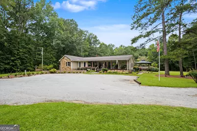 331 Clearwater Road, Sharpsburg, GA 30277 - Photo 3